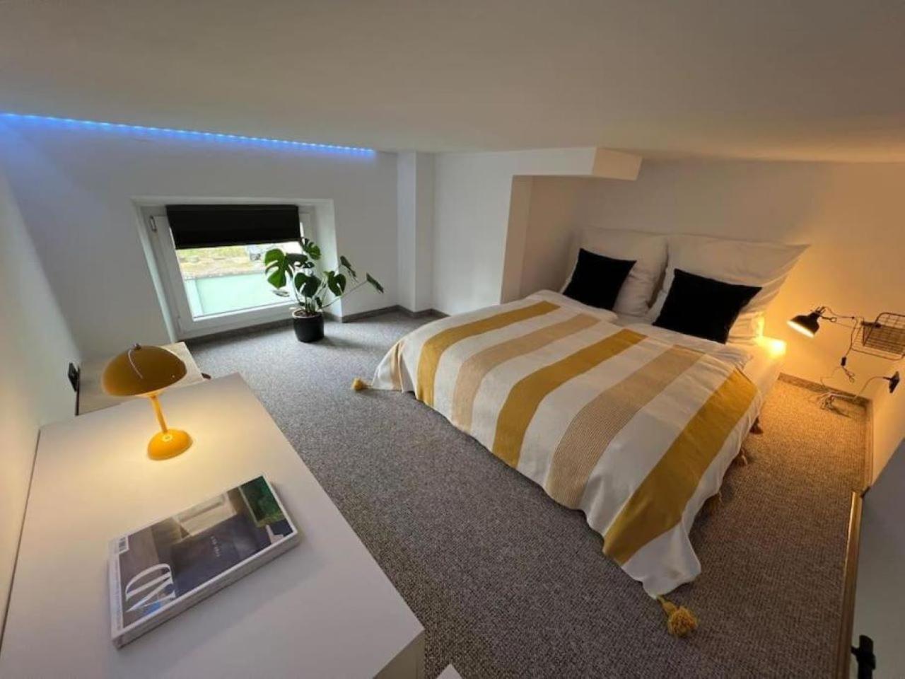 Fuer 1-4 Gaeste Naehe Datev Und U-bahn Direkt Zur Messe Apartment *