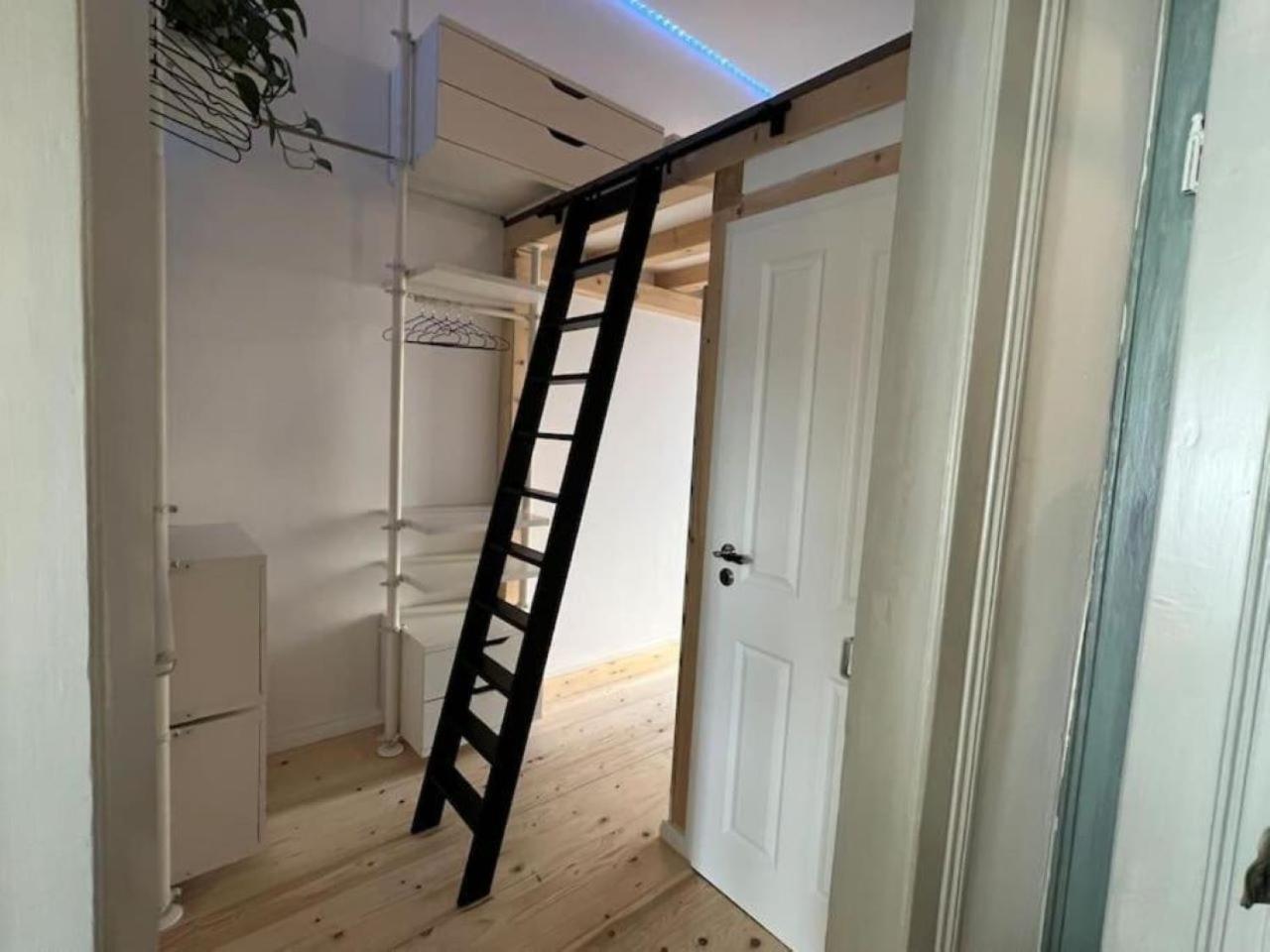 Apartment Fuer 1-4 Gaeste Naehe Datev Und U-bahn Direkt Zur Messe